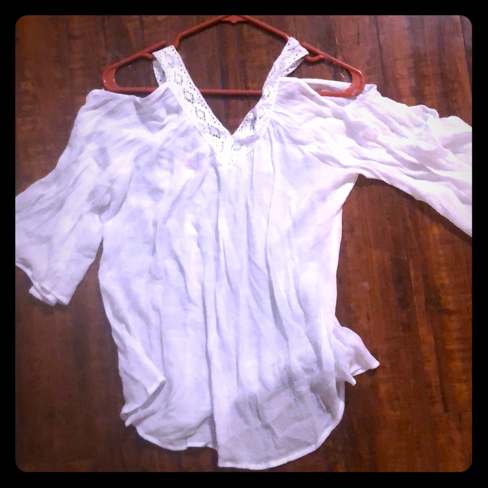 Cute white thin top